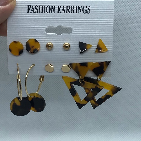 Jewelry - Tortoise Shell Earring Set